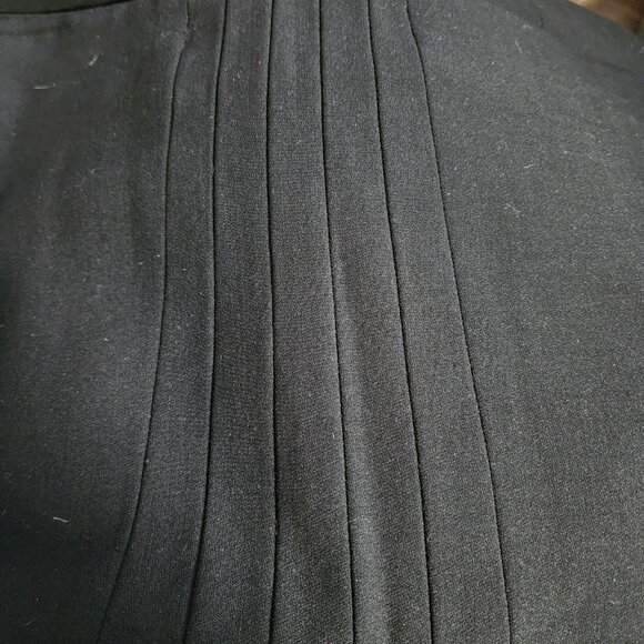 Giorgio Armani Black Wool Skirt – Zip Closure, Size 44 (IT), Made in Italy - Picture 7 of 7